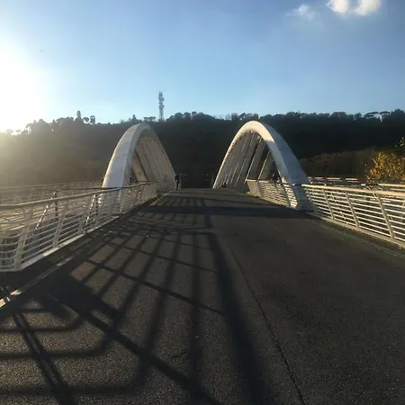 The Bridge Castle 호스텔